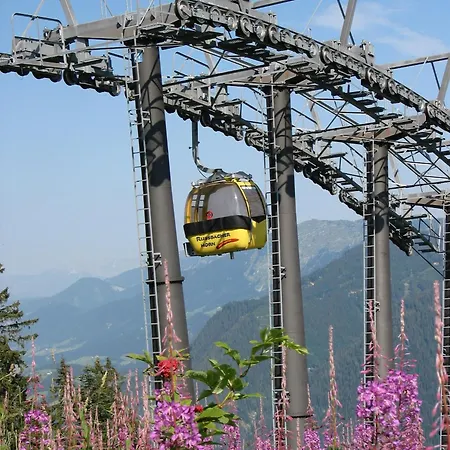 Lägenhetshotell Dachstein West Gmbh-kirchenwirt Russbach