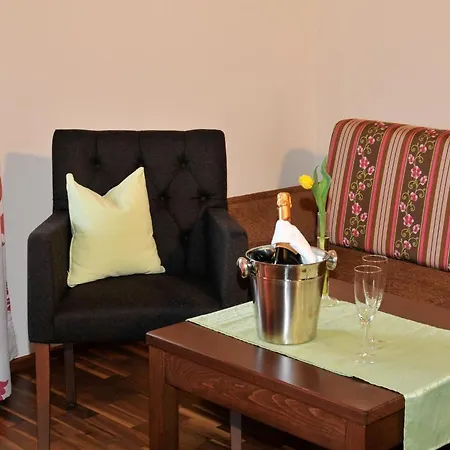 Aparthotel Dachstein West Hotel Gmbh-Kirchenwirt Russbach 3*