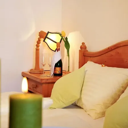 Dachstein West Gmbh-kirchenwirt Russbach Lejlighedshotel Russbach am Pass Gschütt