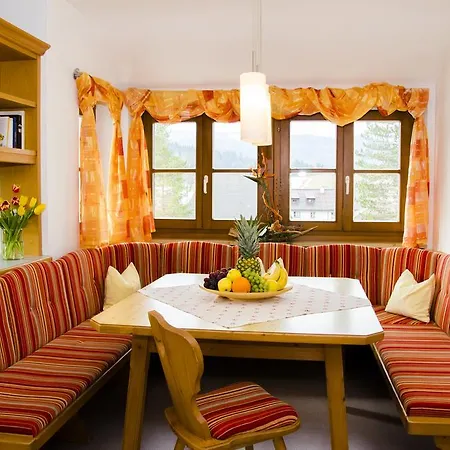 Aparthotel Dachstein West Hotel Gmbh-Kirchenwirt Russbach 3*